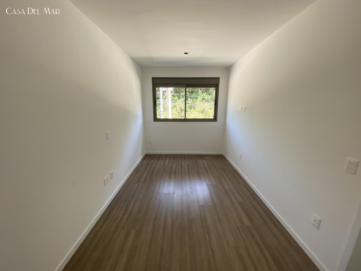 Apartamento à venda com 2 quartos, 72m² - Foto 25