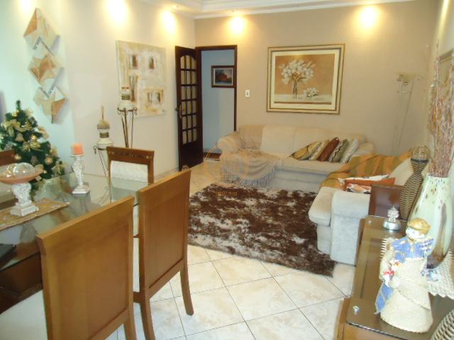 Apartamento à venda com 3 quartos, 176m² - Foto 2