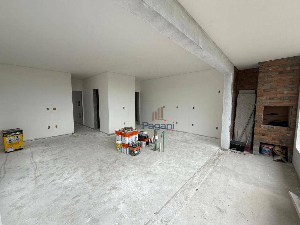 Apartamento à venda com 3 quartos, 104m² - Foto 18