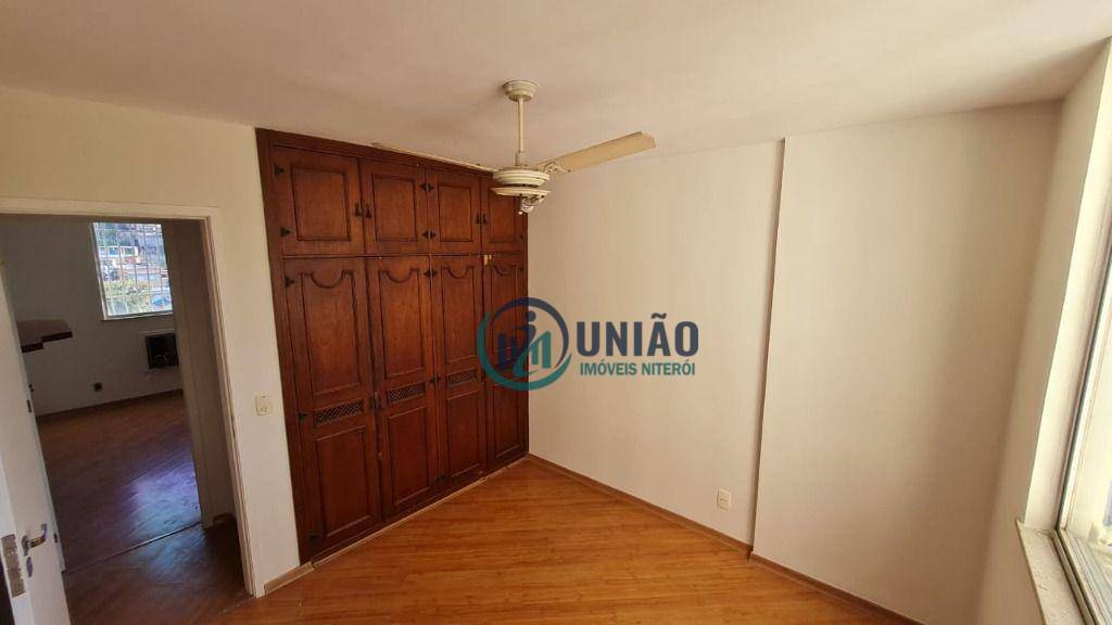 Apartamento à venda com 3 quartos, 98m² - Foto 4