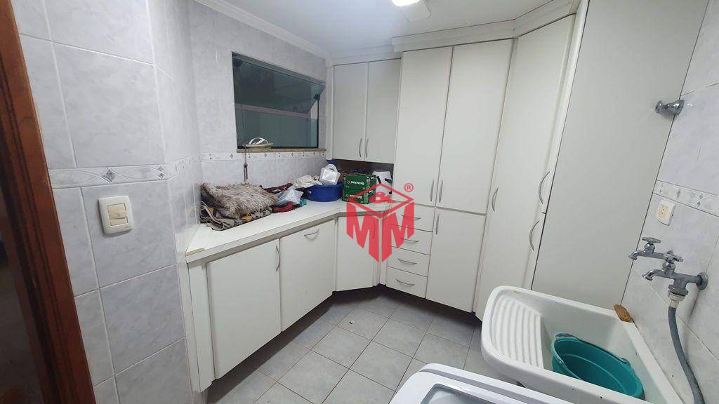 Sobrado à venda com 4 quartos, 650m² - Foto 58