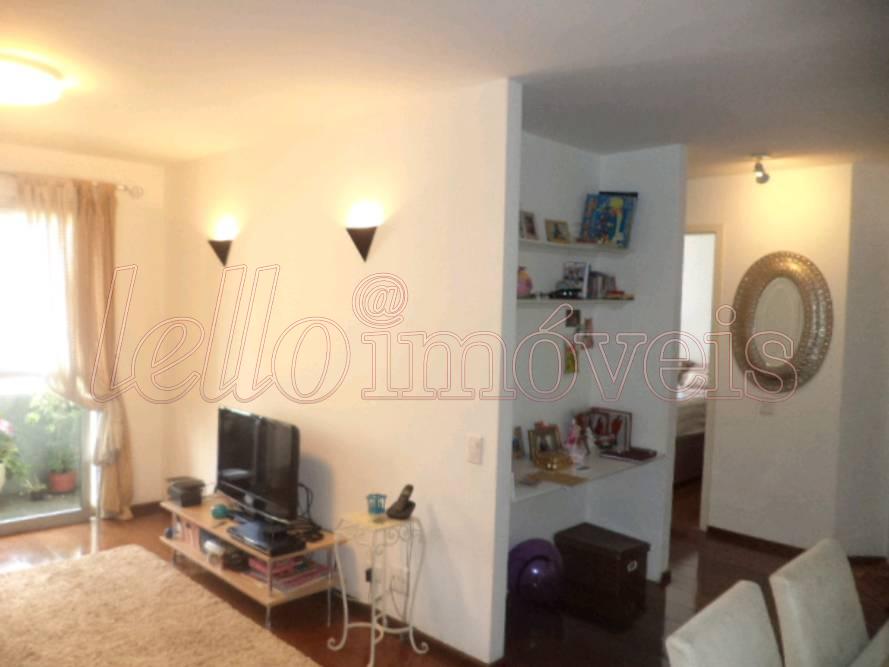 Apartamento para alugar com 2 quartos, 74m² - Foto 2