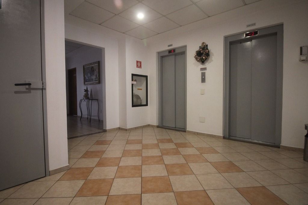 Apartamento para alugar com 2 quartos, 80m² - Foto 59