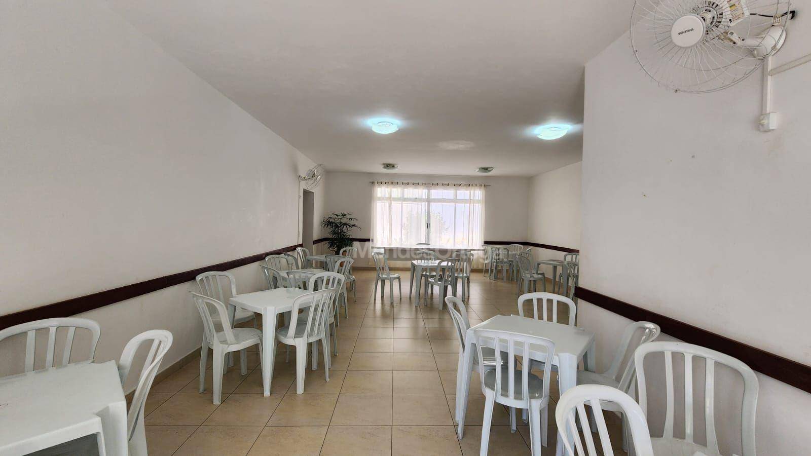 Apartamento para alugar com 2 quartos, 50m² - Foto 17