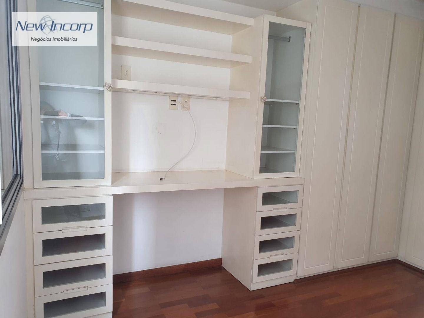 Apartamento à venda com 3 quartos, 140m² - Foto 12