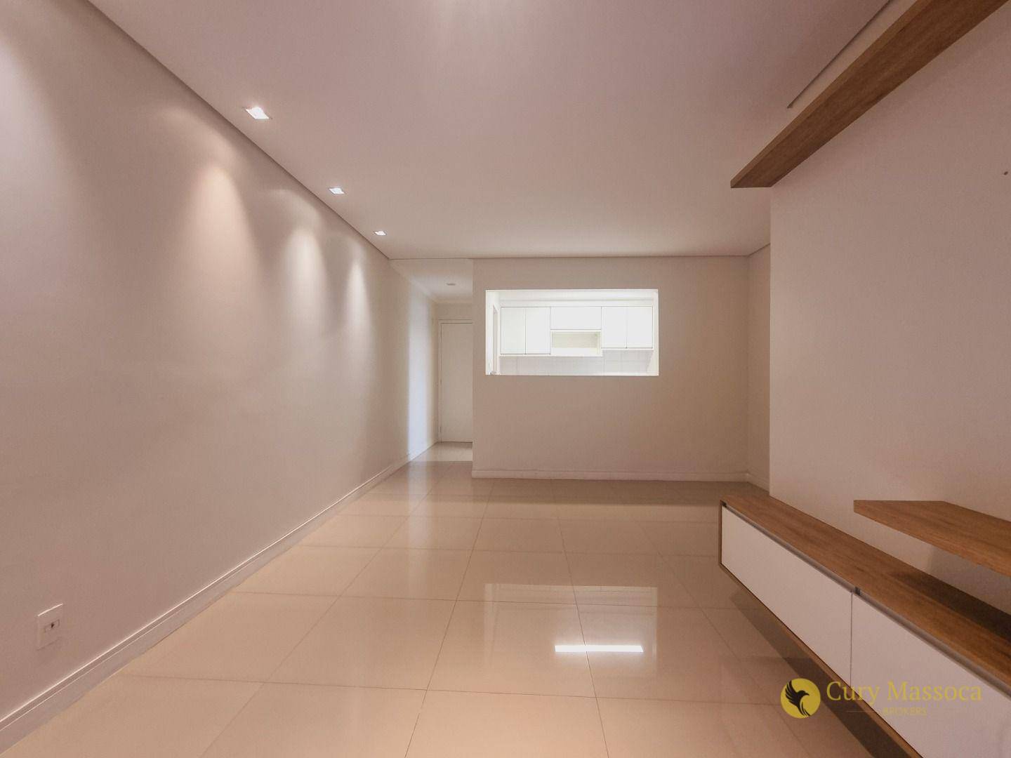 Apartamento para alugar com 2 quartos, 65m² - Foto 5