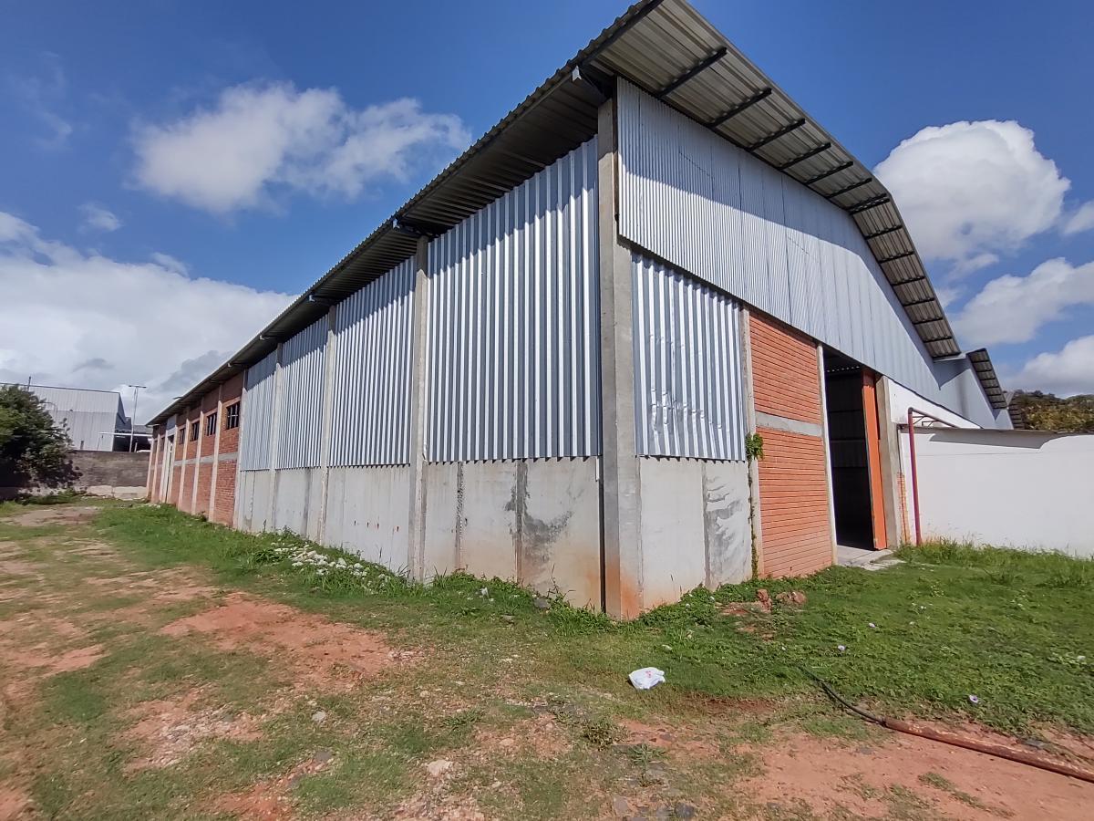 Depósito-Galpão-Armazém para alugar, 1100m² - Foto 2