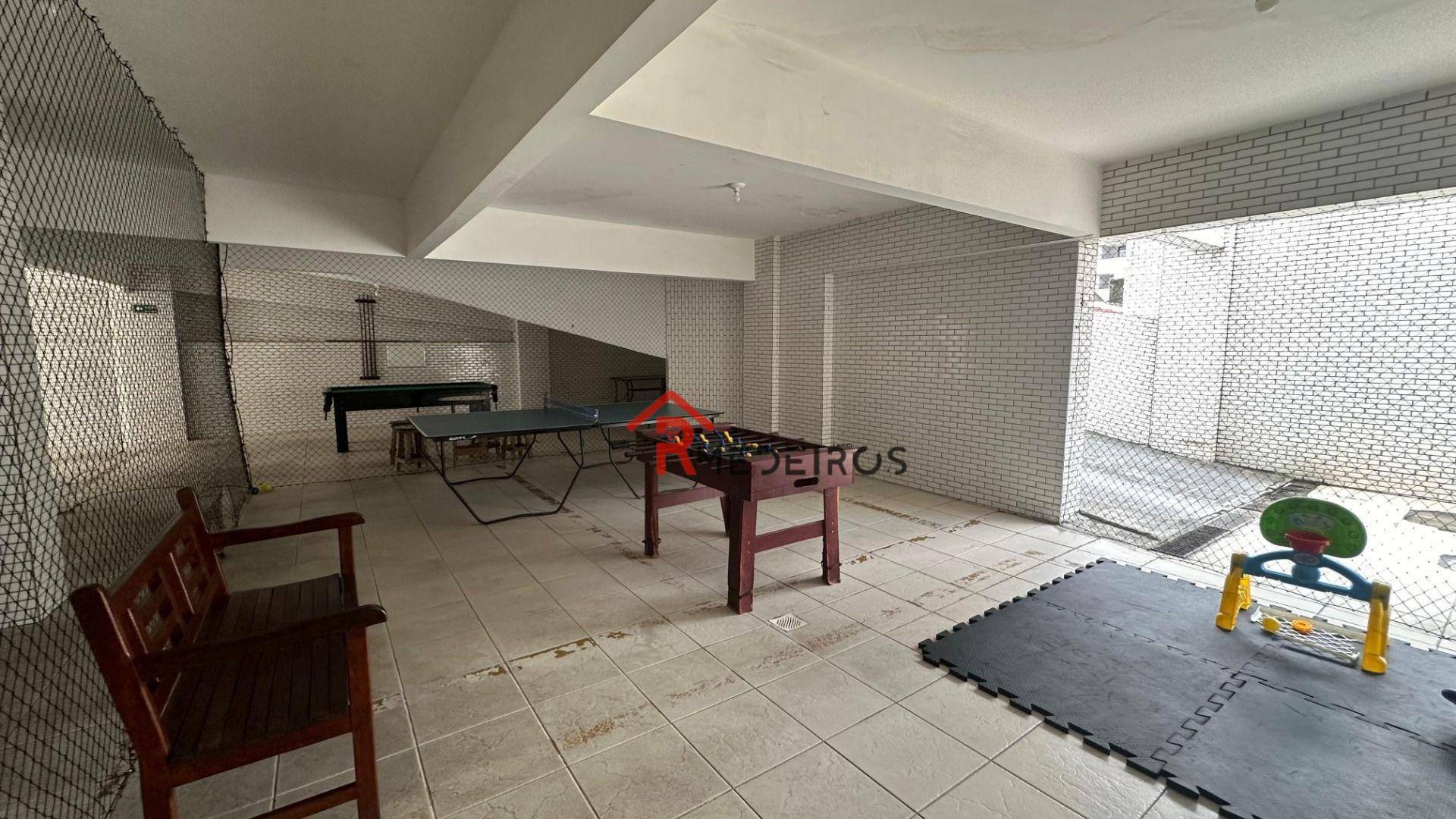 Apartamento à venda com 3 quartos, 101m² - Foto 2