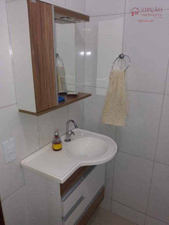 Apartamento à venda com 2 quartos, 67m² - Foto 4