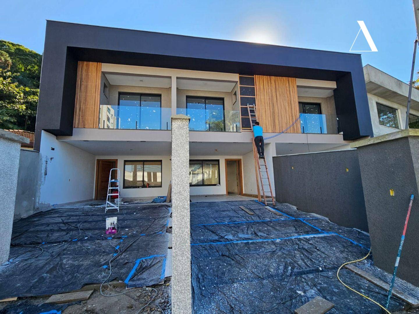 Casa, 3 quartos, 164 m² - Foto 1