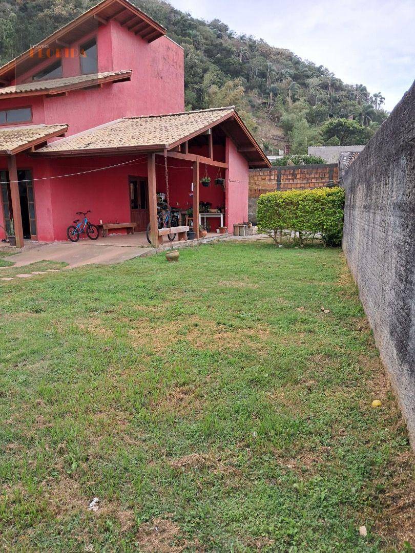 Casa, 3 quartos, 134 m² - Foto 2