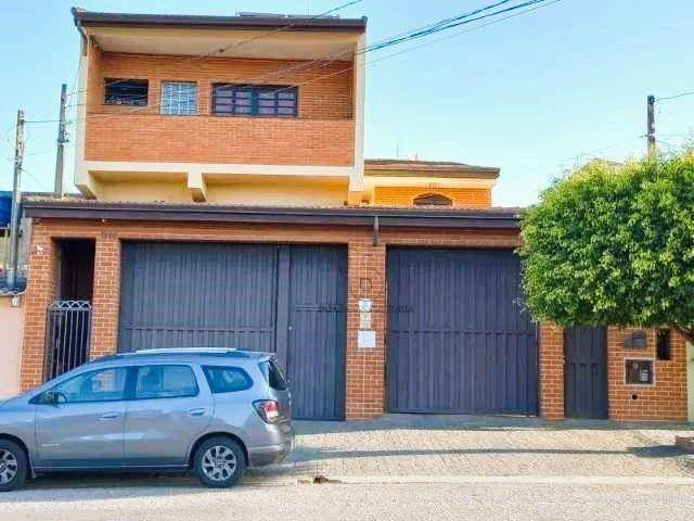 Sobrado à venda com 5 quartos, 490m² - Foto 1