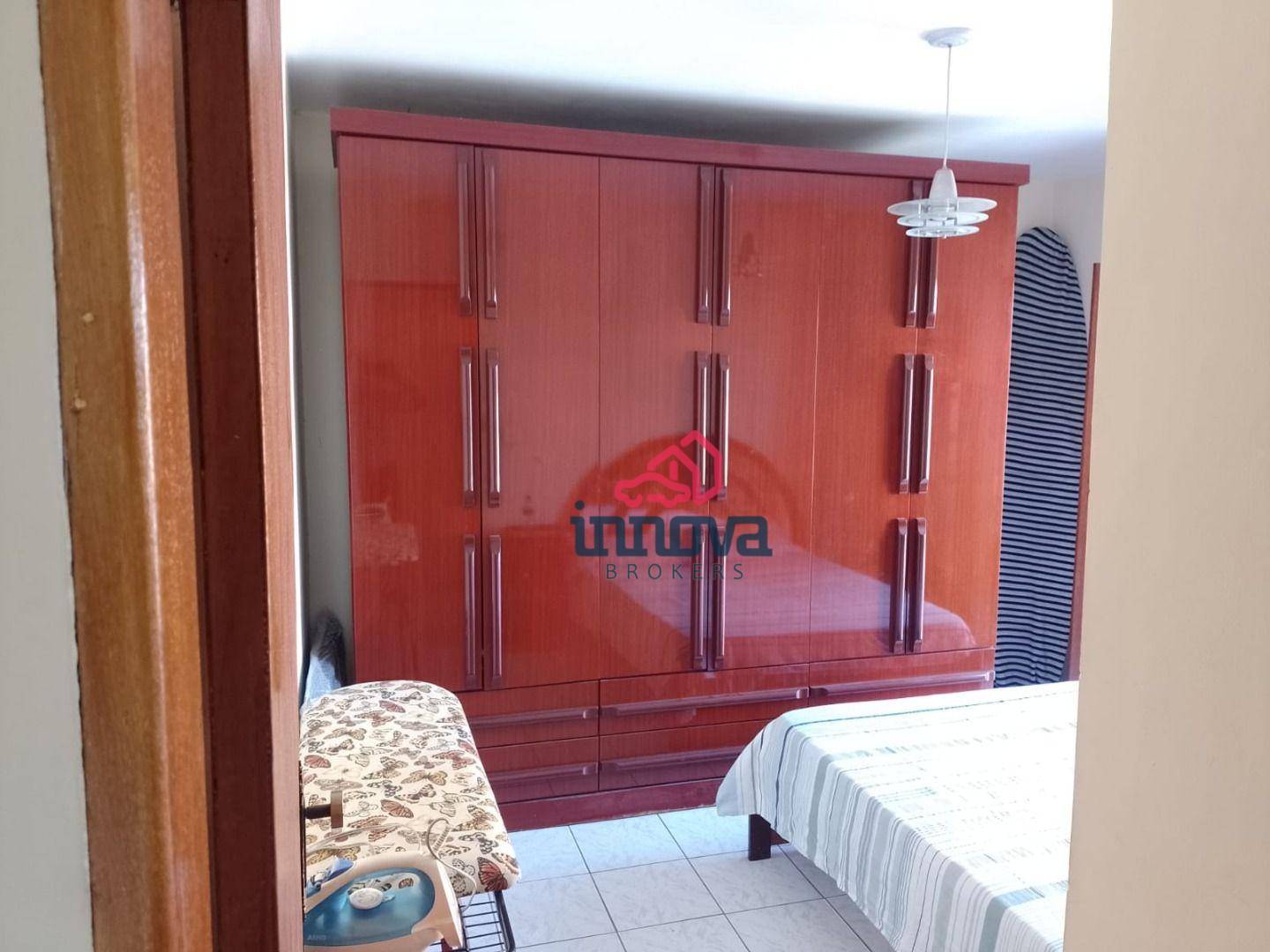 Casa à venda com 2 quartos, 77m² - Foto 2