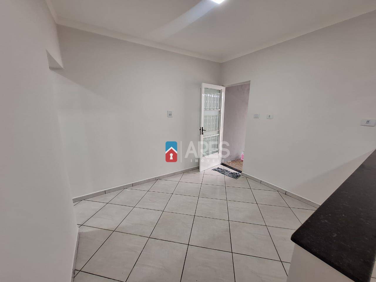 Casa à venda com 1 quarto, 80m² - Foto 9