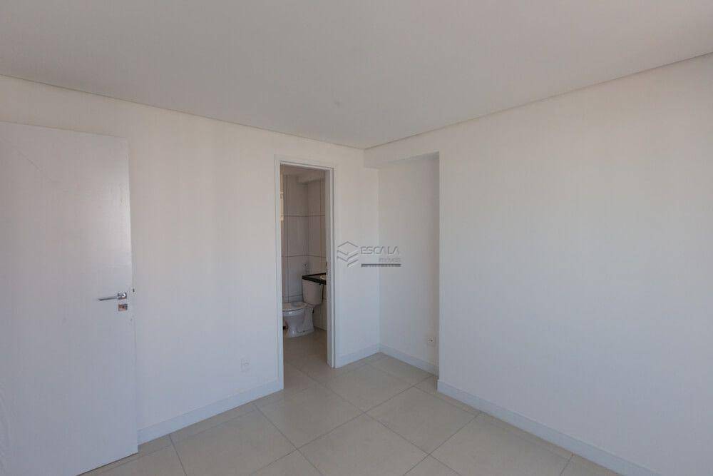 Apartamento à venda com 3 quartos, 77m² - Foto 20