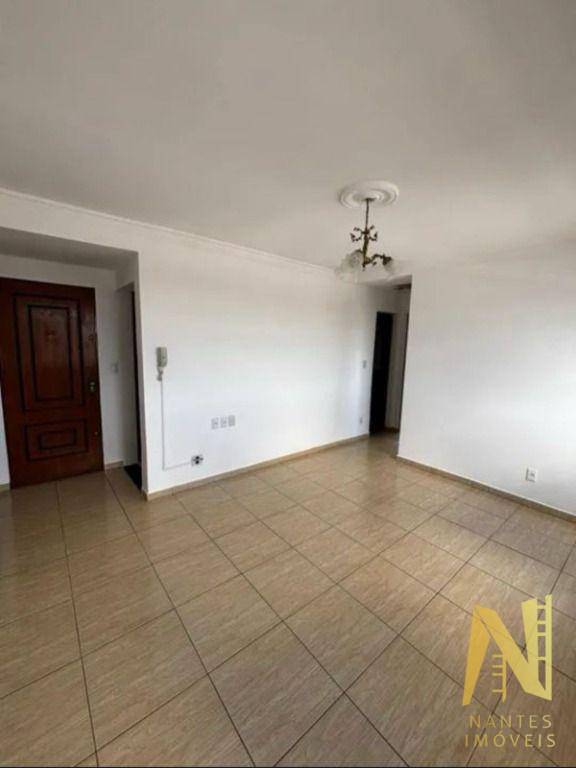 Apartamento à venda com 2 quartos, 69m² - Foto 5