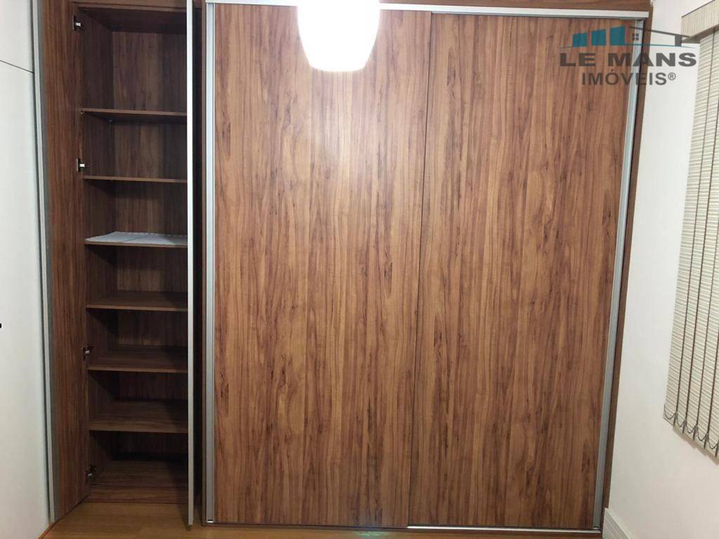 Apartamento à venda com 2 quartos, 63m² - Foto 29