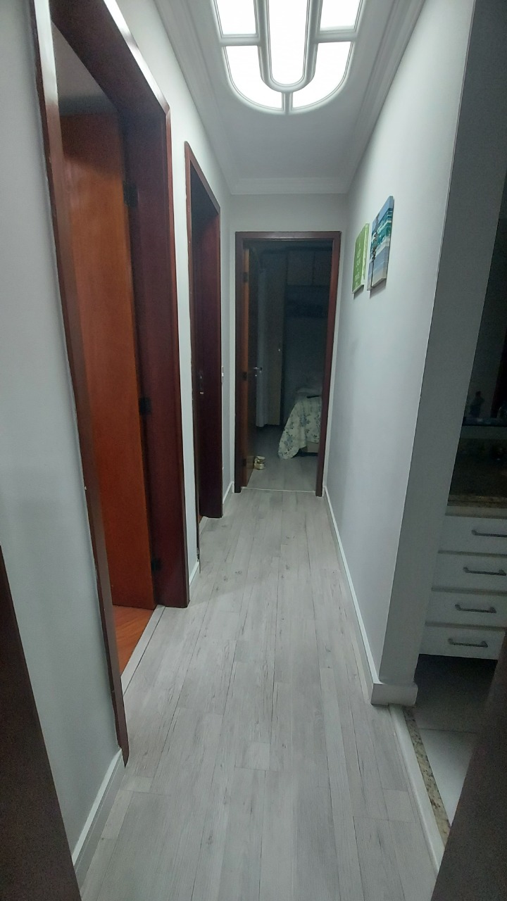 Apartamento à venda com 3 quartos, 98m² - Foto 10