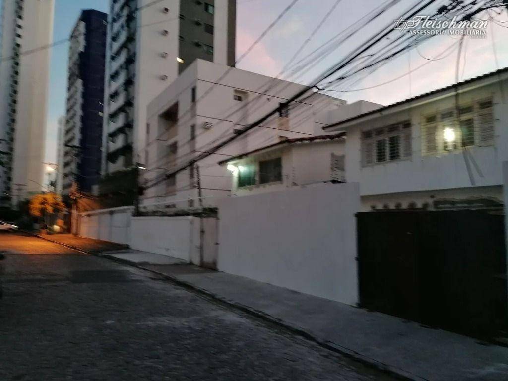 Casa de Condomínio à venda com 4 quartos, 300m² - Foto 2