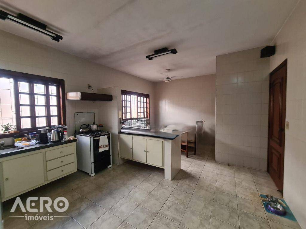 Casa, 4 quartos, 418 m² - Foto 17