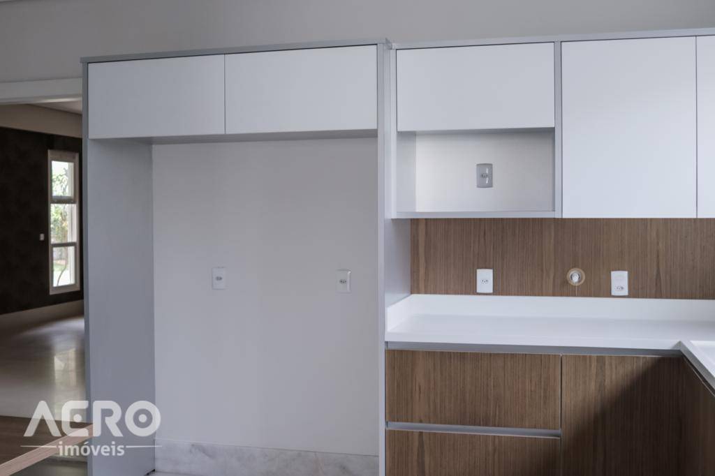 Casa de Condomínio à venda com 4 quartos, 361m² - Foto 15