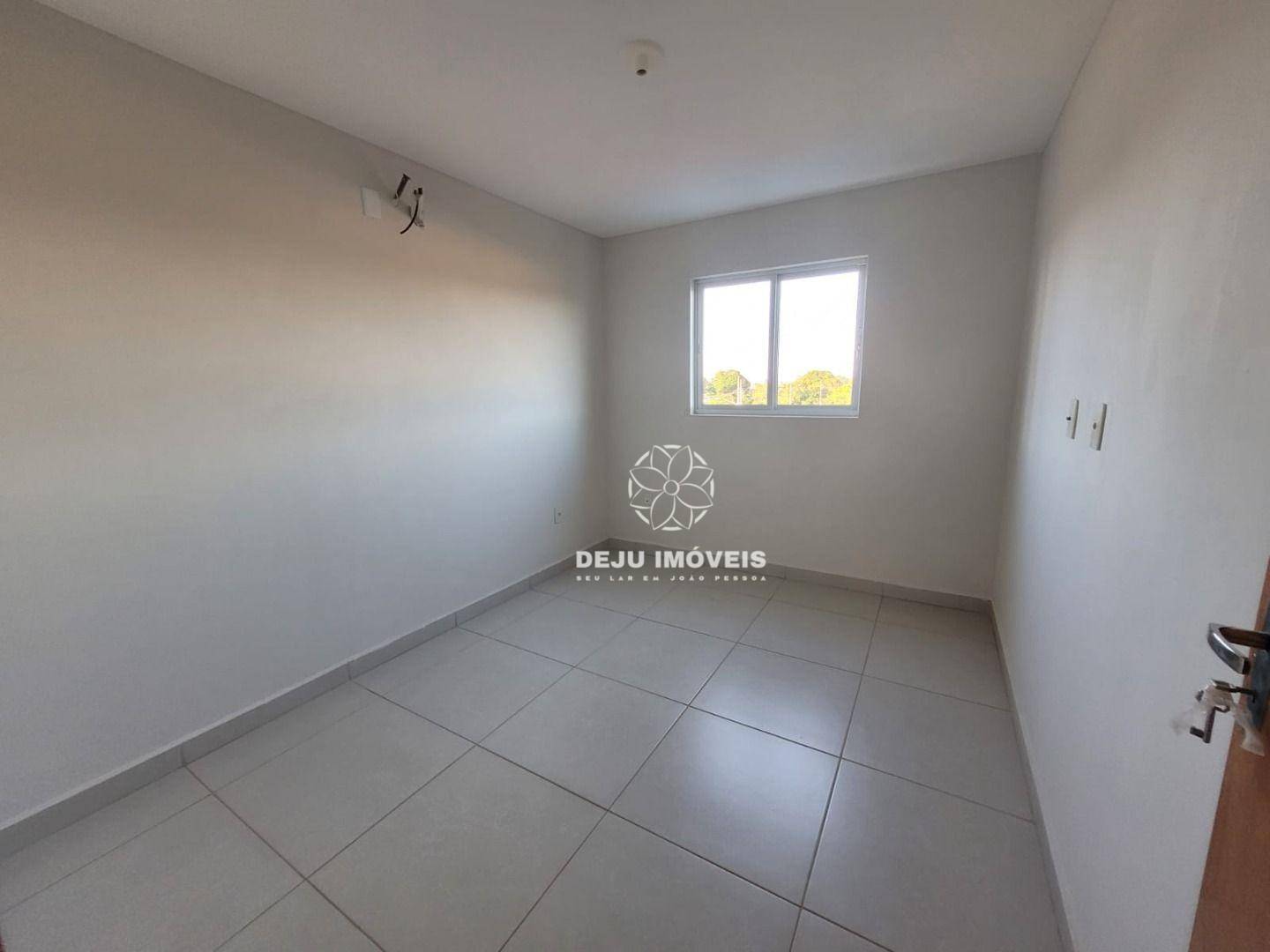 Apartamento à venda com 2 quartos, 67m² - Foto 5