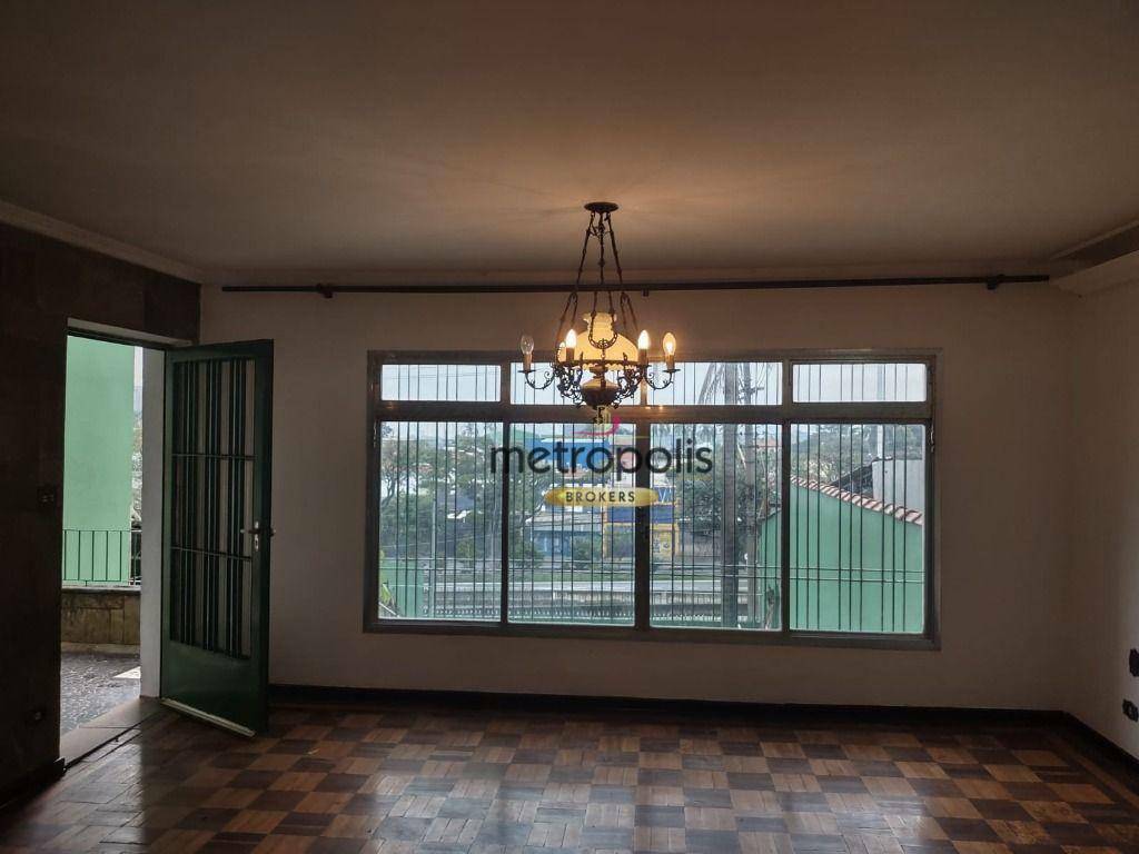 Sobrado à venda com 3 quartos, 298m² - Foto 1