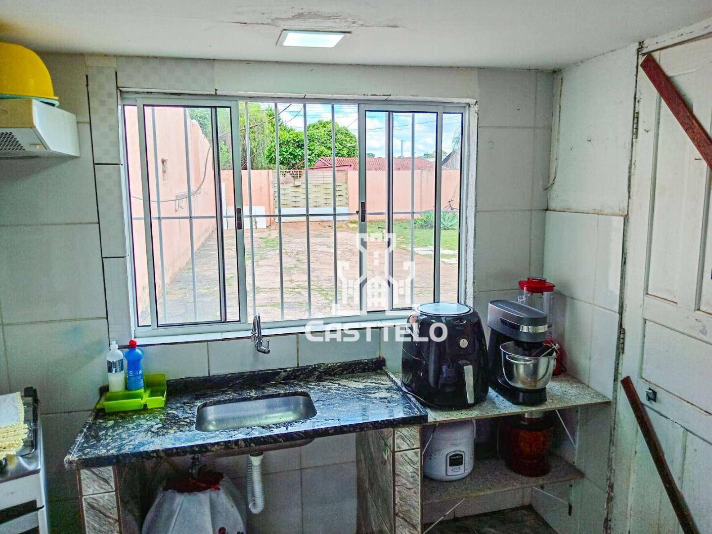 Casa à venda com 2 quartos, 69m² - Foto 10