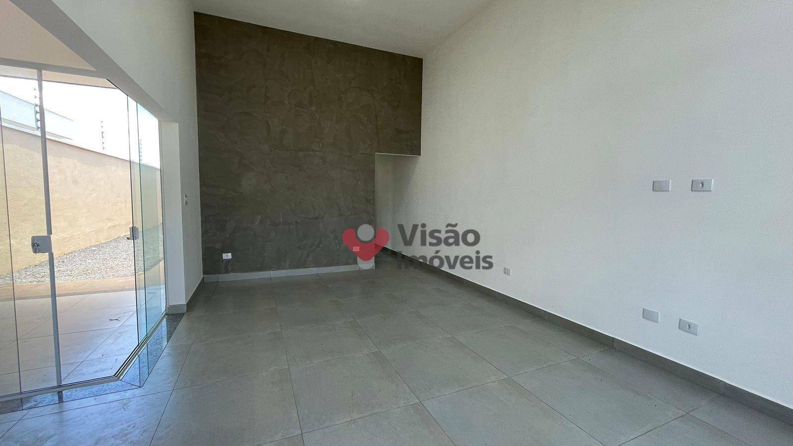 Casa à venda com 3 quartos, 90m² - Foto 2