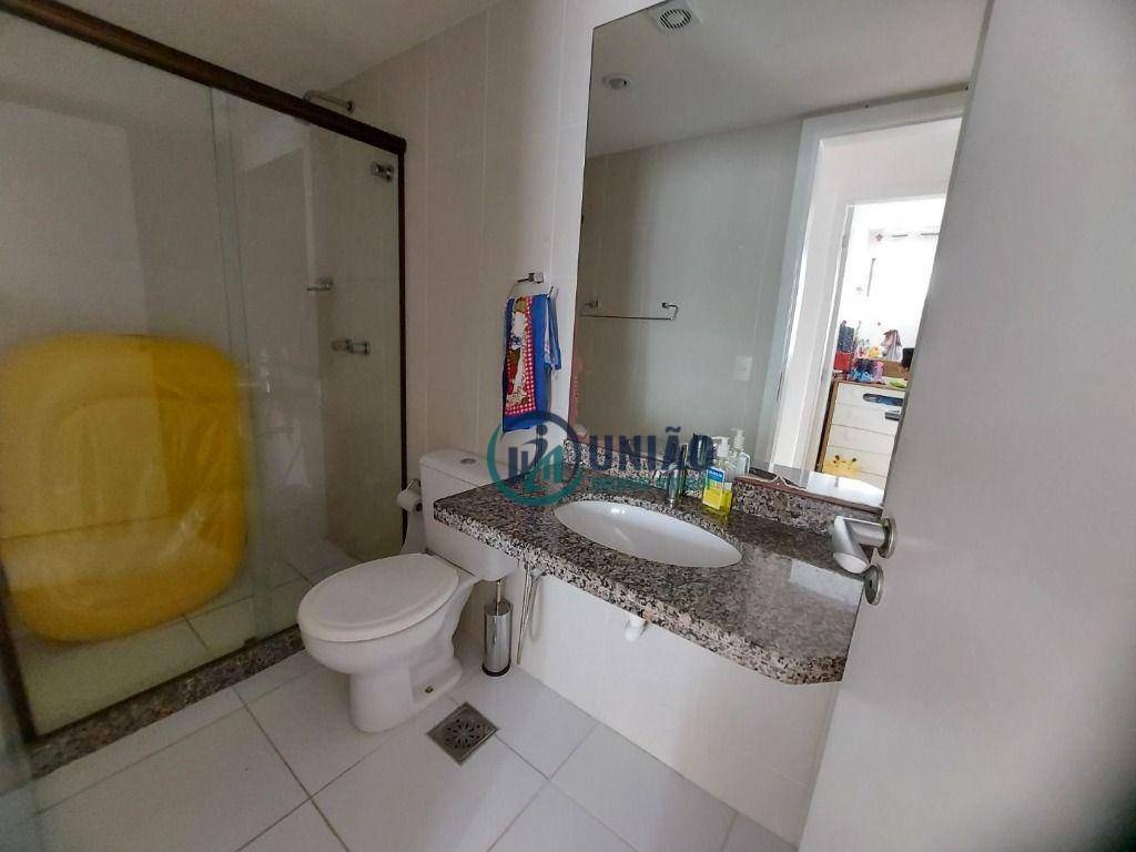 Apartamento à venda com 3 quartos, 75m² - Foto 11