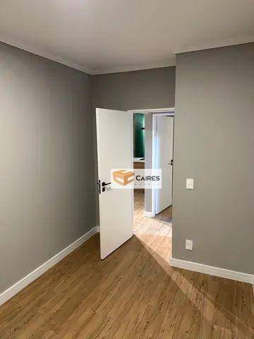 Apartamento à venda com 2 quartos, 72m² - Foto 2