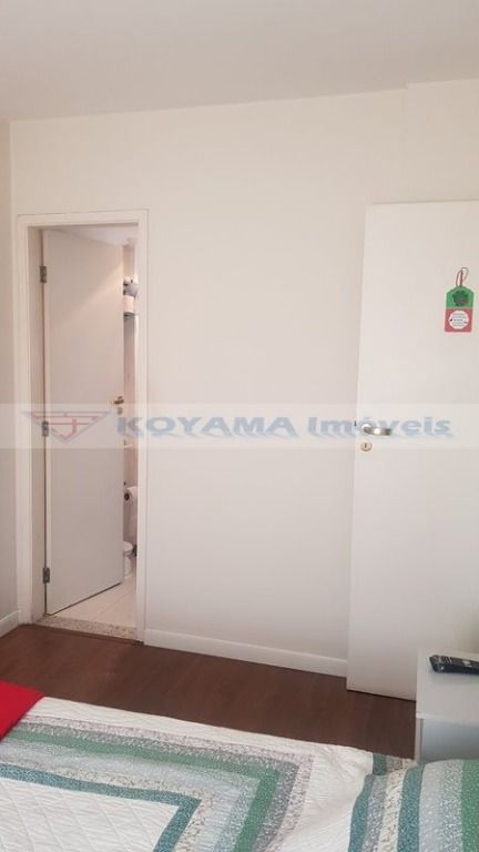 Apartamento à venda com 2 quartos, 64m² - Foto 13