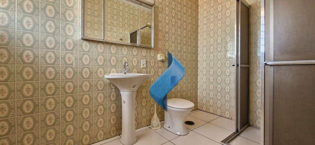 Casa à venda com 4 quartos, 278m² - Foto 35