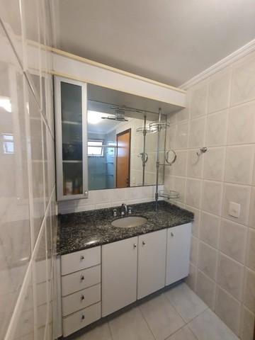 Apartamento à venda com 3 quartos, 117m² - Foto 11