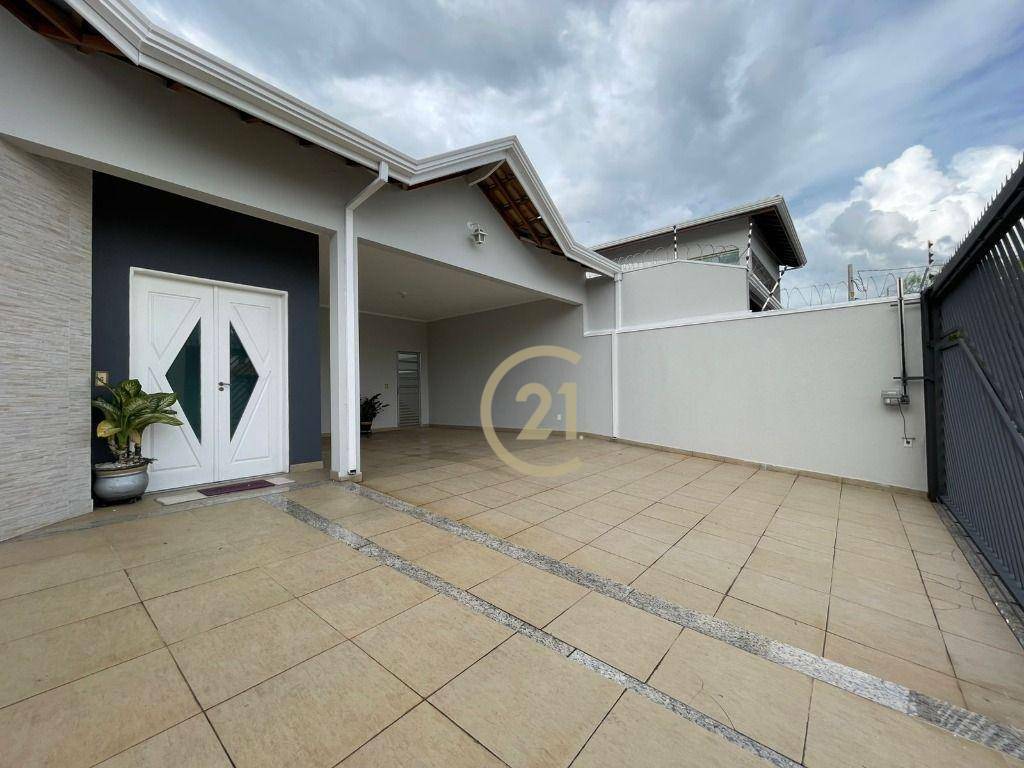 Casa para alugar com 4 quartos, 206m² - Foto 17