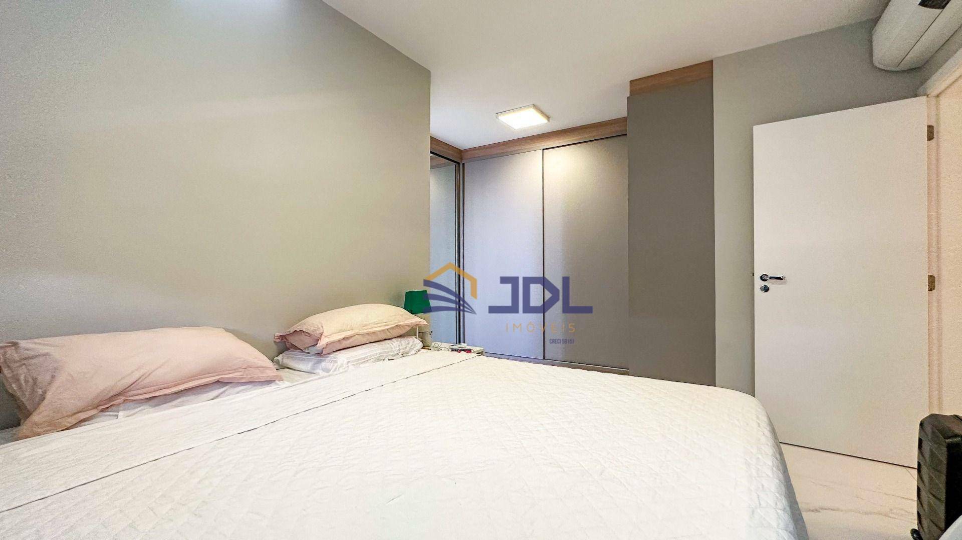 Apartamento à venda com 3 quartos, 121m² - Foto 15