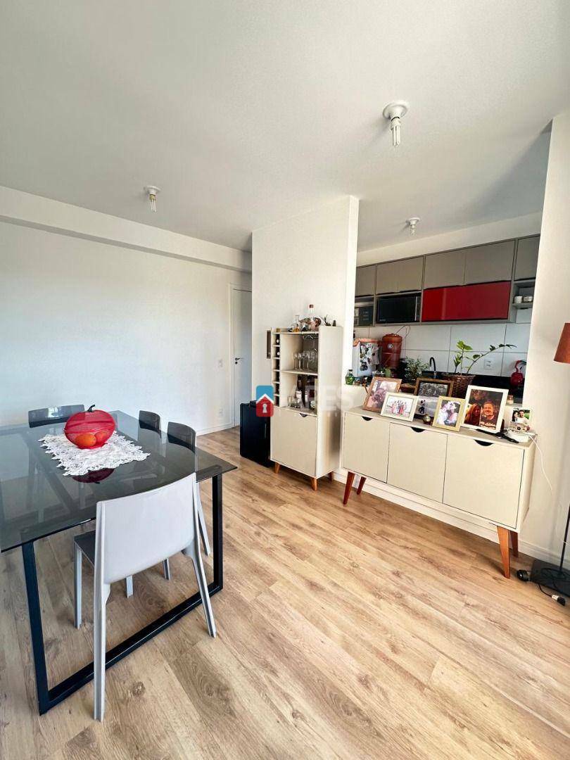 Apartamento à venda com 2 quartos, 50m² - Foto 7