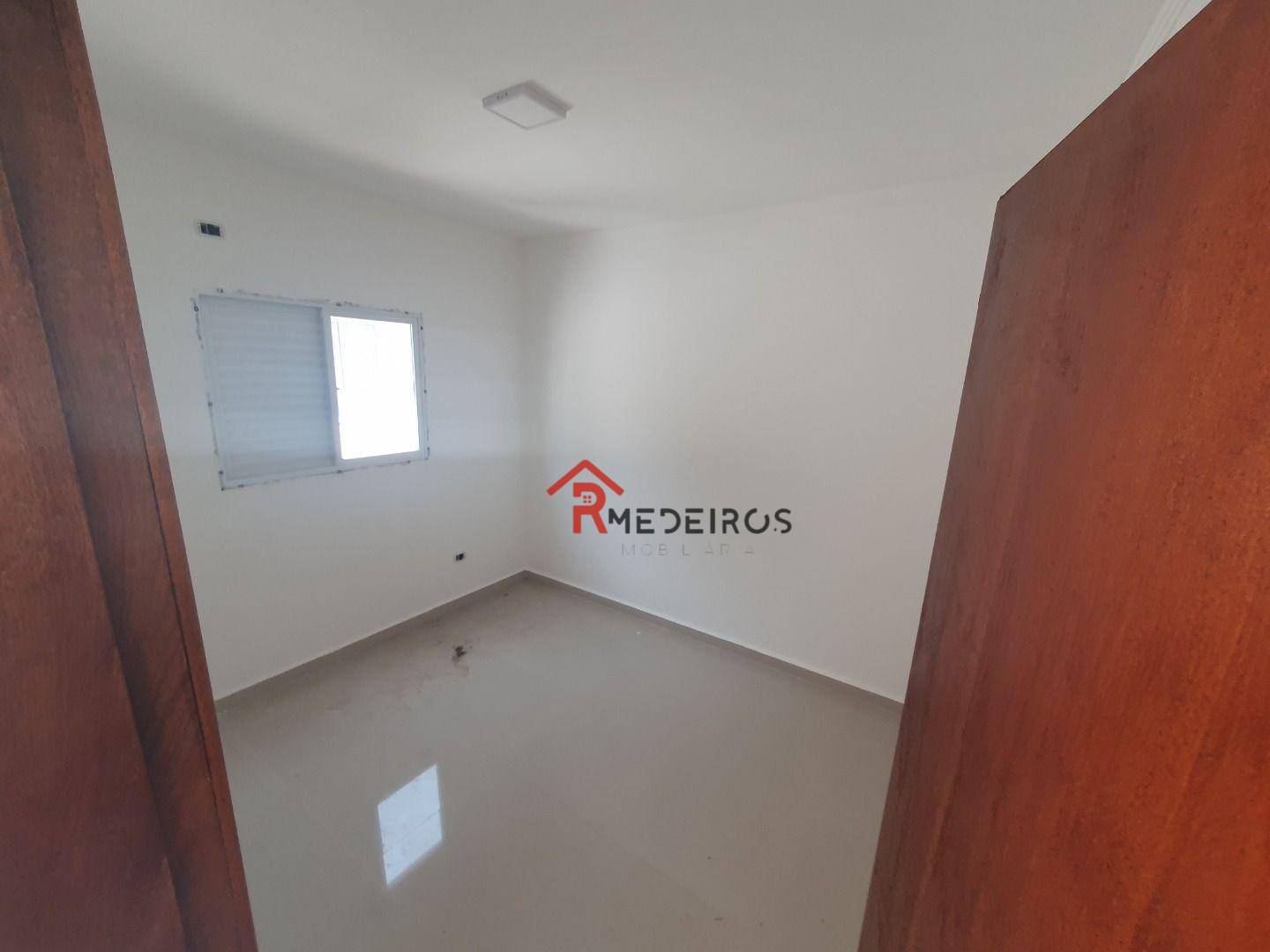 Casa à venda com 2 quartos, 61m² - Foto 10