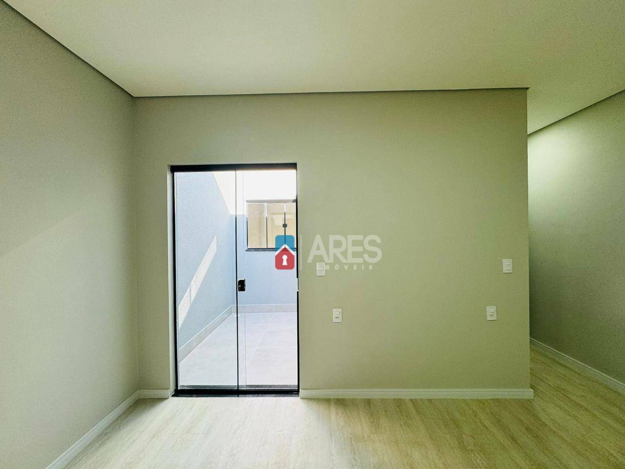 Casa à venda com 3 quartos, 106m² - Foto 6