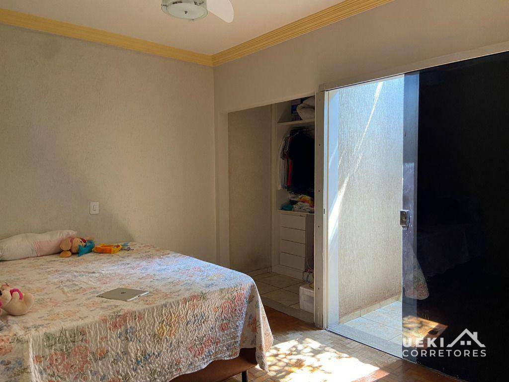 Casa à venda com 3 quartos, 170m² - Foto 10