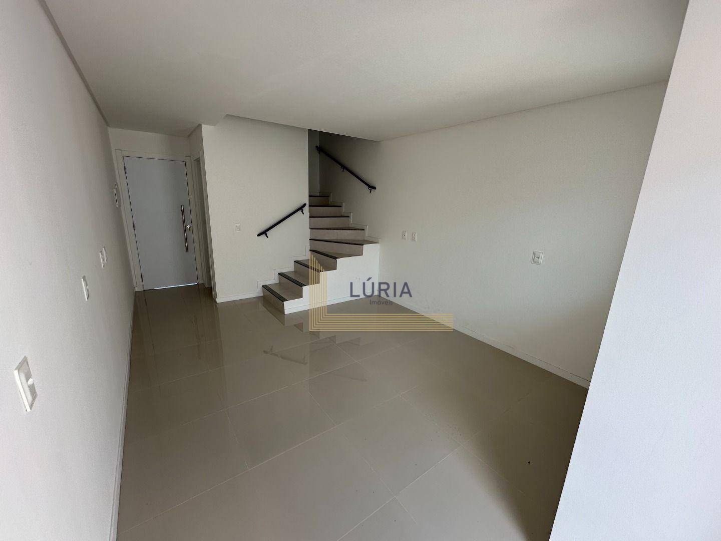 Sobrado à venda com 2 quartos, 85m² - Foto 4