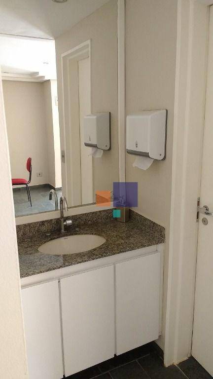 Apartamento para alugar com 1 quarto, 45m² - Foto 19