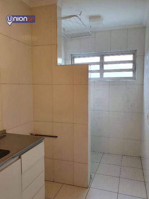 Apartamento à venda com 1 quarto, 37m² - Foto 11