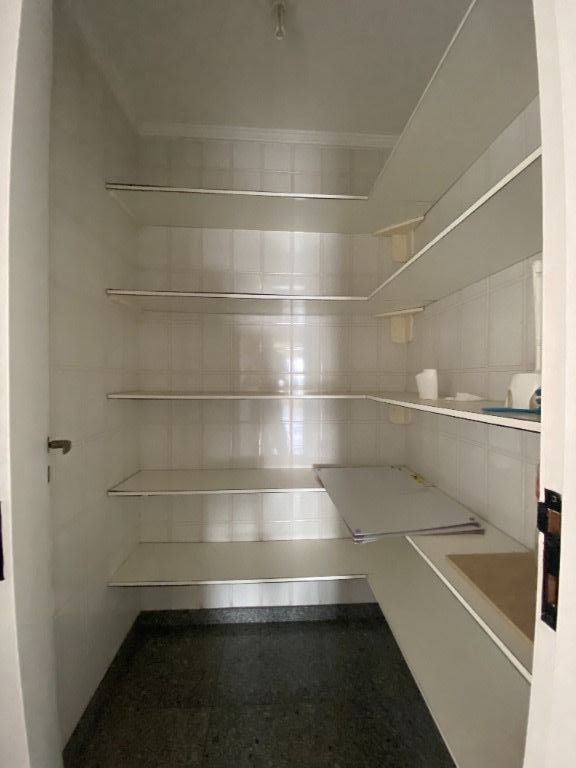 Apartamento à venda com 4 quartos, 200m² - Foto 21