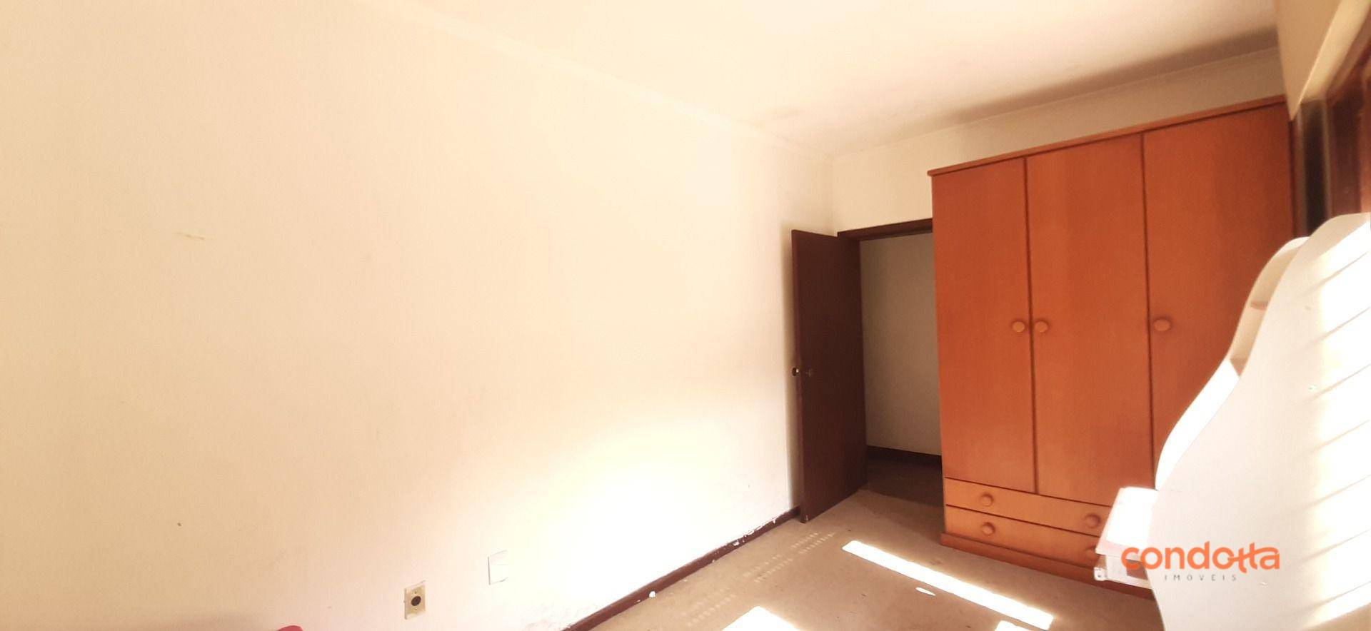 Casa para alugar com 4 quartos, 331m² - Foto 36
