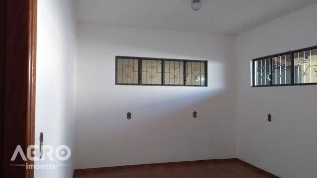 Casa à venda com 3 quartos, 182m² - Foto 13