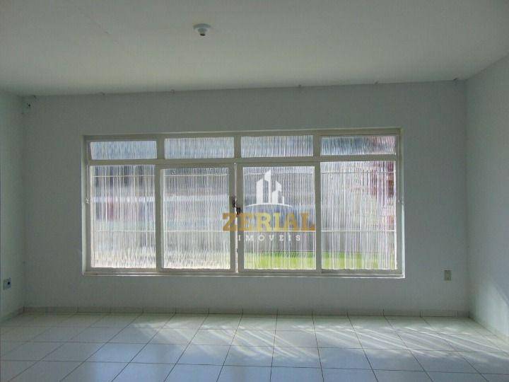 Casa à venda com 4 quartos, 300m² - Foto 2