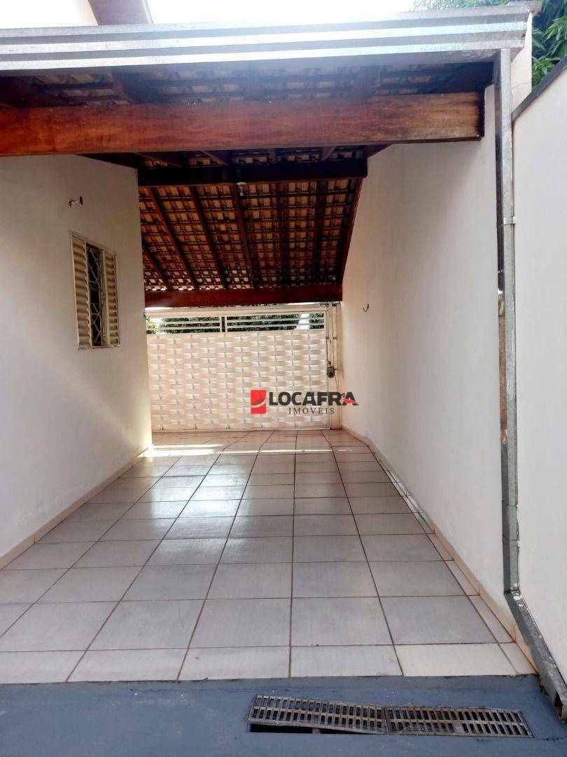 Casa à venda com 3 quartos, 100m² - Foto 5