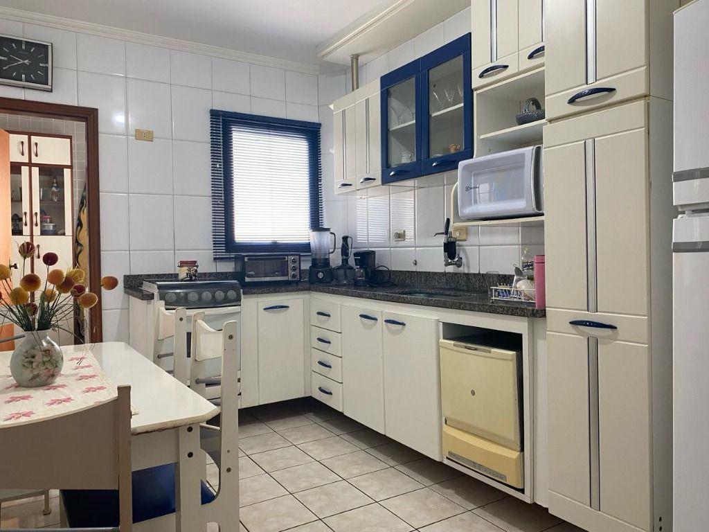 Apartamento à venda com 2 quartos, 82m² - Foto 18