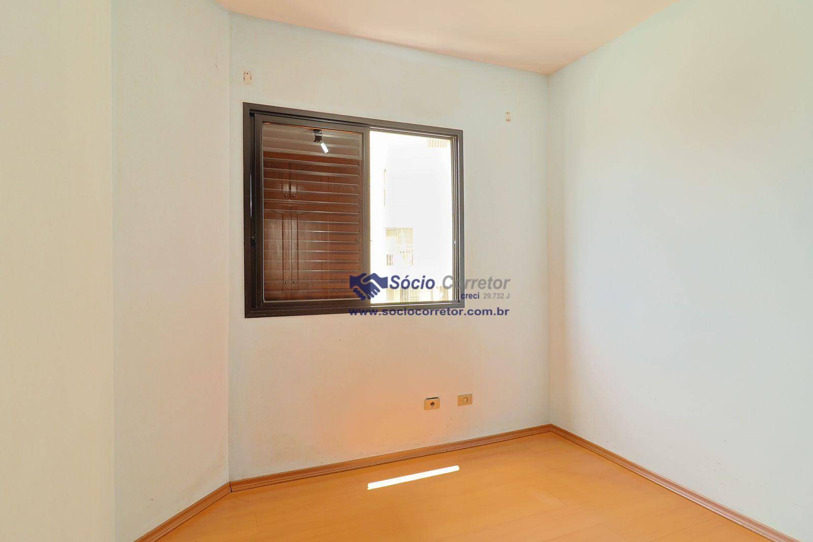 Apartamento à venda com 2 quartos, 62m² - Foto 3